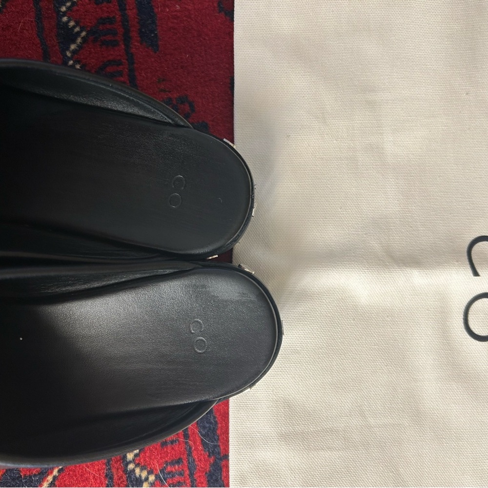 Co Studded Platform Leather Clogs 38
Made in Italy - Picture 2 of 9